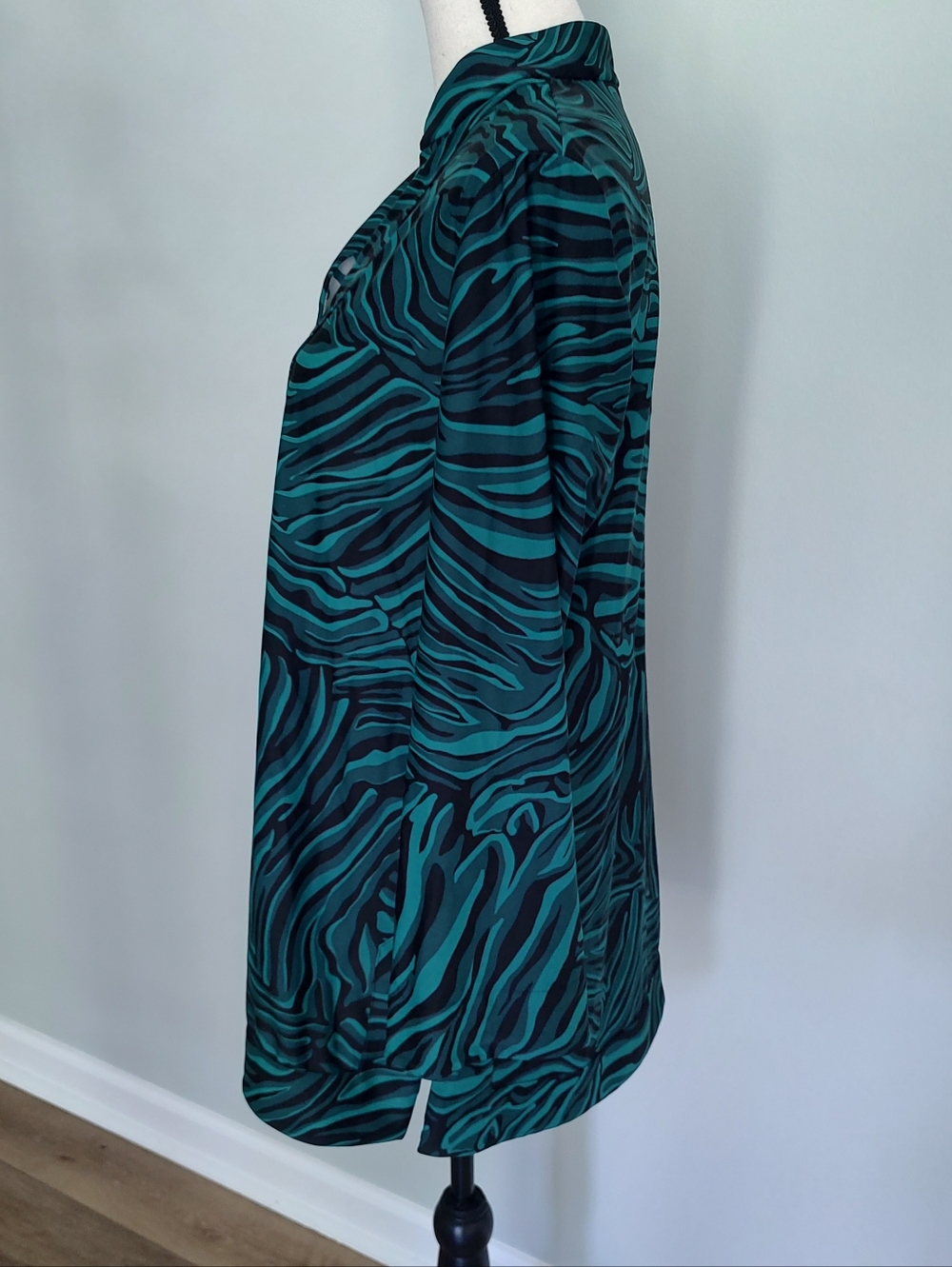 Jude Connally Chris Tunic Top Jade Zebra Animal Print Green Black XL - Picture 5 of 8